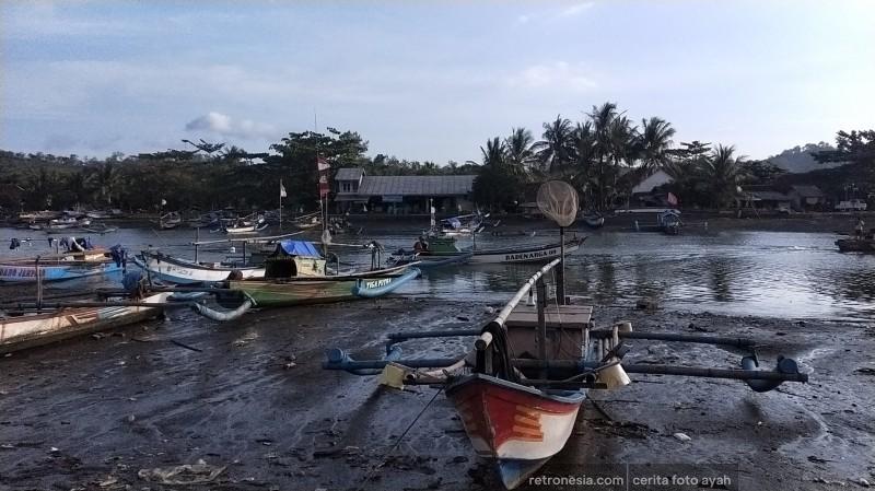 Setabah nelayan menembus badai ( Kantata Takwa)